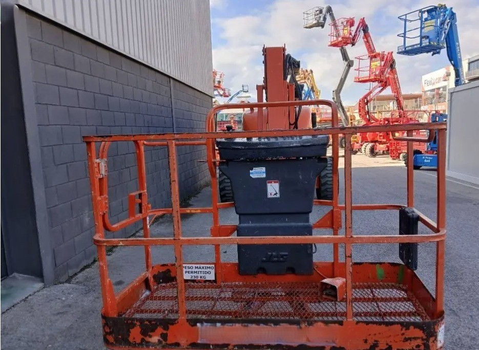 Sold - Telescopic Boom Lift - View 2